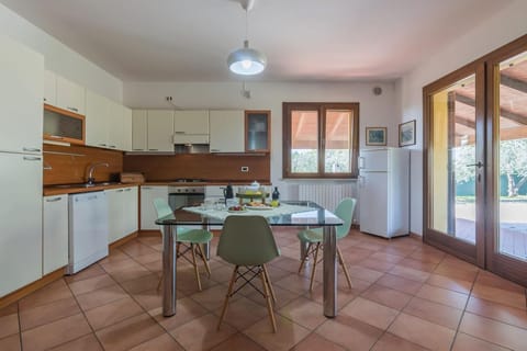 Villa Candelara 13 (9069)