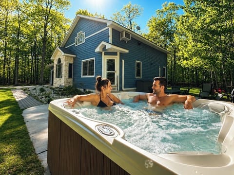 Relax & reconnect in the hot tub, surrounded by nature.
