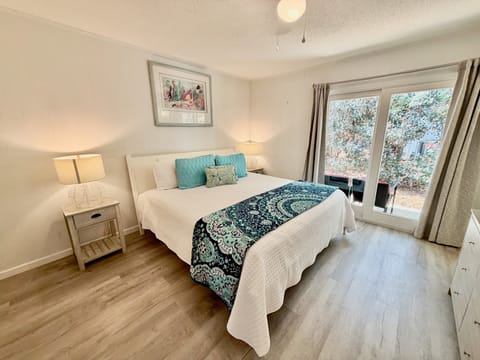 Island Villa 11. Gulf Shores, AL 36542. 1 Bedroom Sleeps 4. Located in the new Waterfront District in Gulf Shores.