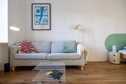 Wola Apt - EXPO XXI, Metro Nearby - by Rentujemy