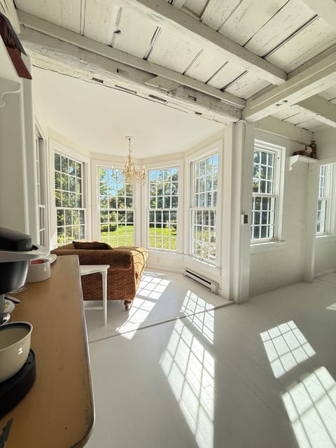 Seating area in kitchen