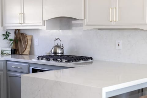 Quartz countertops and upscale finishes
