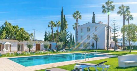 Holiday studio with pool in Alhaurín el Grande