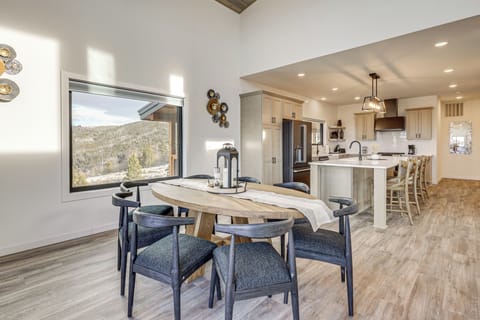 Dining Area | 2nd Floor