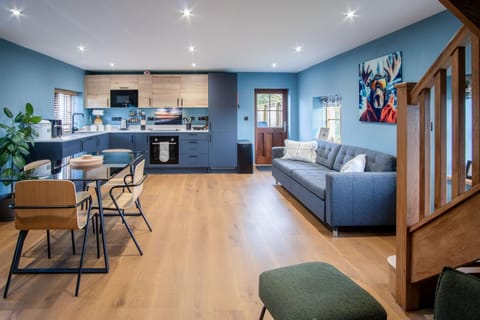 The Old Milking Parlour - 1 Bed Cottage - Amroth (27196)