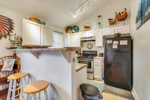 Kitchen | Cooking Basics | Keurig | Main Floor