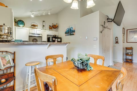 Dining Area | Main Floor