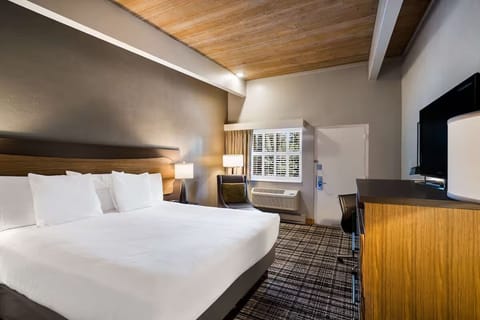 Bedroom. Interior and views may vary based on location and availability