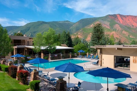 Dive into sunshine with sweeping mountain views all day.