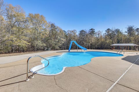 LaGrange Vacation Rental | 3BR | 4BA | 3,655 Sq Ft | 4 Steps to Enter