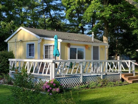 Cottage front