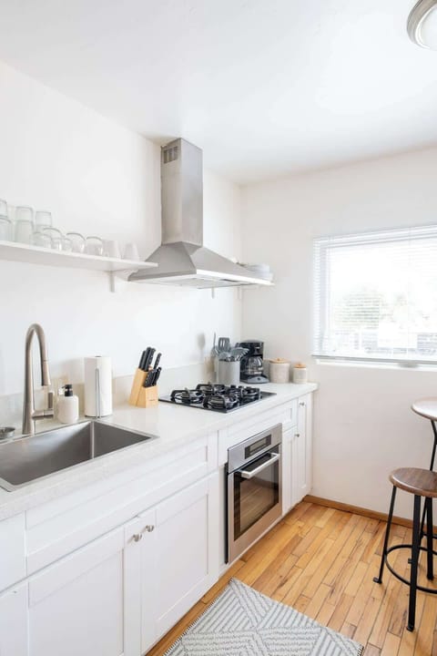 Cook up a delicious breakfast, lunch or dinner with everything you could need