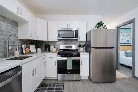 The fully-equipped kitchen is ready to showcase your MasterChef skills.