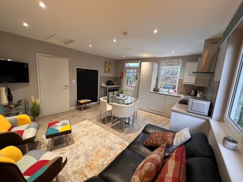 Kitchen Sitting room