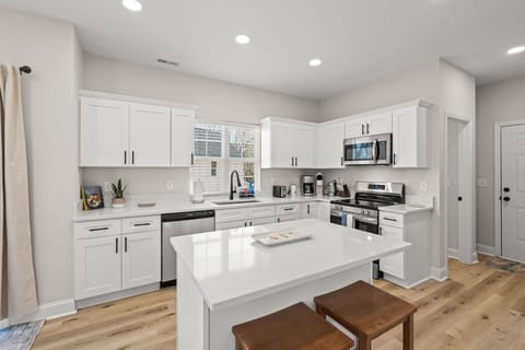 Fully stocked kitchen for your family to enjoy!