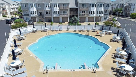 Private heated pool