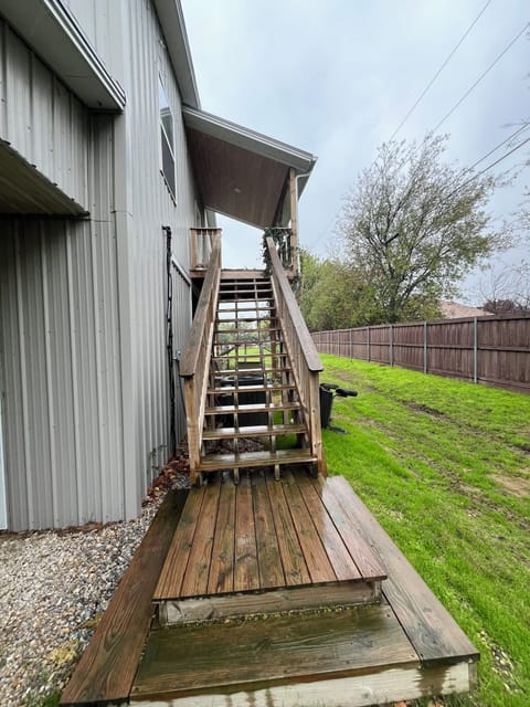 Tall stairs to 2nd story apartment