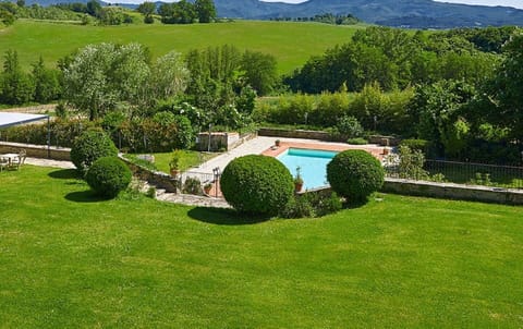 Garden, Landscape, Shrub, Swimming Pool, Lawn, Landscaping, Backyard, Yard, Shade