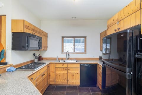 Fully appointed Kitchen