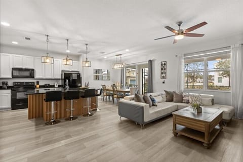 2610 Calistoga Ave (2).jpg