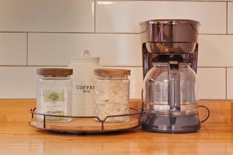 Start your day at the coffee/tea station