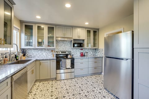 Kitchen | Cooking Basics | Drip Coffee Maker