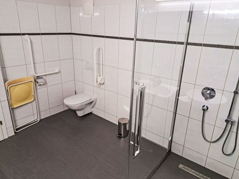 Flooring, Plumbing Fixture, Floor, Plumbing, Bathroom, Tile, Tap, Sink