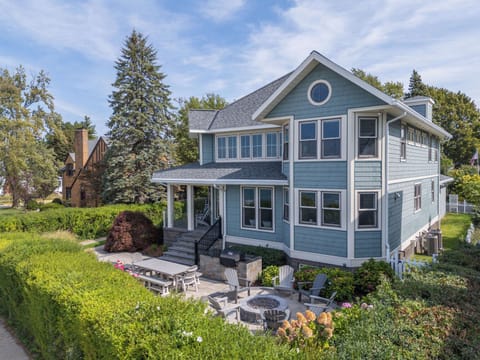 Enjoy panoramic views of Lake Michigan from this 6 bedroom, 7 bathroom home near downtown South Haven and South Beach!