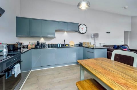 Well equipped kitchen