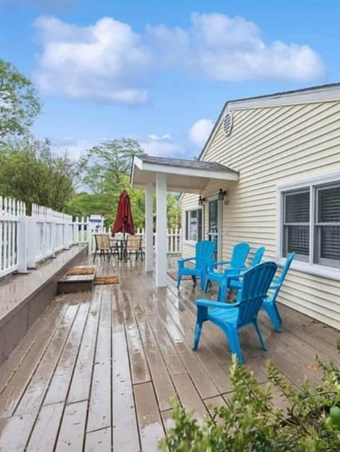 Front Porch with seating and dining