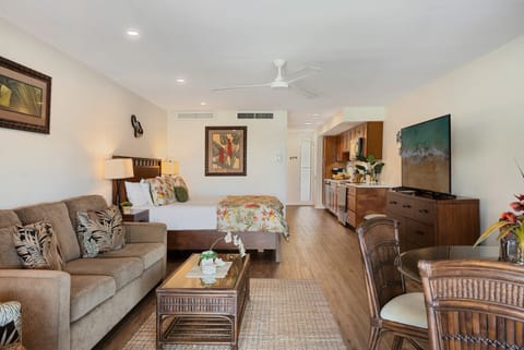 Enjoy a flexible living space with this comfortable sleeper sofa perfect for extra sleeping arrangement