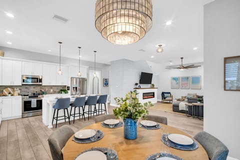 Enjoy a family meal in our beautiful dining room and our fully equipped kitchen!