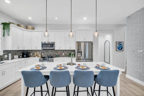 Kitchen island for a quick meal