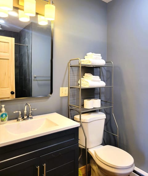 H6 - Two-Bedroom Apartment (662)