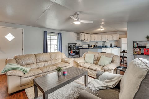 Gainesville Vacation Rental | 3BR | 2BA | 960 Sq Ft | Staircase to Enter