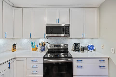 Updated kitchen with everything you need to cook a delicious meal.