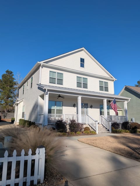 Home Exterior and Driveway