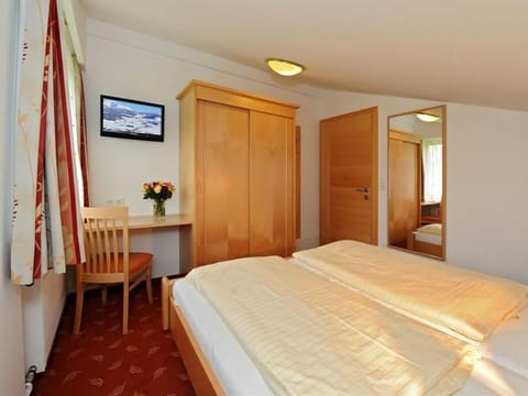 Vacation apartment Hochkönig - Pension Auhof Bed and Breakfast in Maria Alm