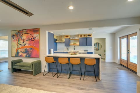 Kitchen | Blender | Toaster | Keurig | Spices