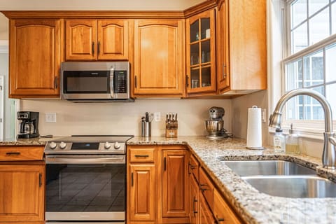 Welcome to the Pinehurst Golf House!