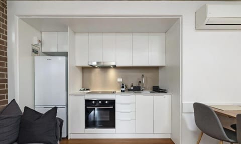 Functional kitchen for light cooking