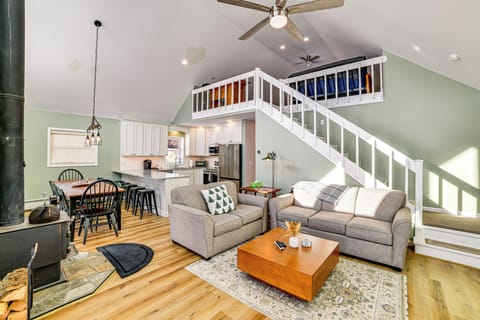 Living Room | Free WiFi | Central A/C & Heat | 1st Floor