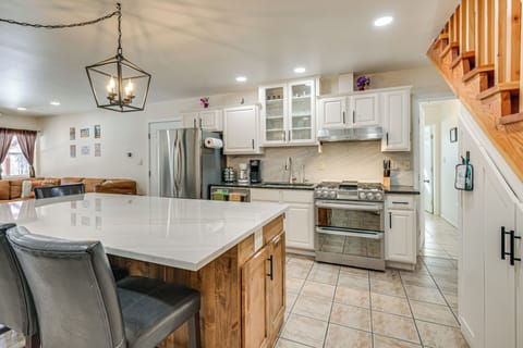 Kitchen | Drip & Single-Serve Coffee Makers | Dishwasher | 1st Floor