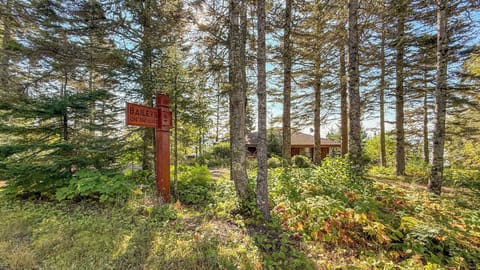 Look for the sign and you'll know you've arrived at Bailey's on the Lake.