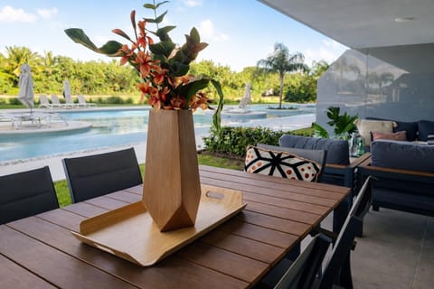 Aqua Poolside Serenity  Pool  & Golf  2B Cana Bay (2994)