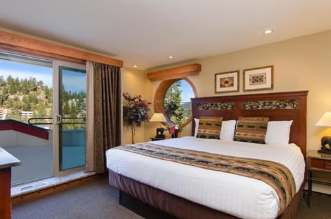Wake up to mountain air and step onto balcony views