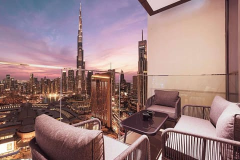 Private balcony ideal for soaking in Dubai’s architectural landmarks and sunset views