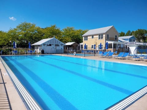 Plenty of space to swim, relax, and soak up the sun at the Beachwalk Resort.