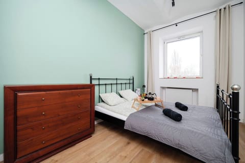 Łódź City Centre One Bedroom Apartment with Parking | Book Now With RENTUJEMY