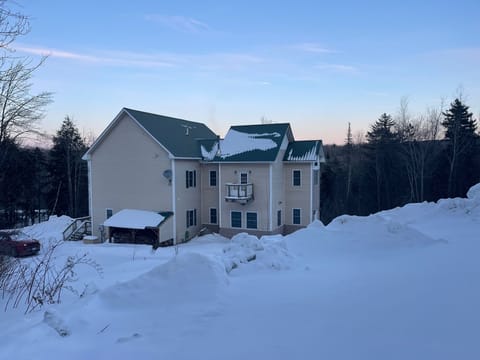 House from Carrie Howe Road